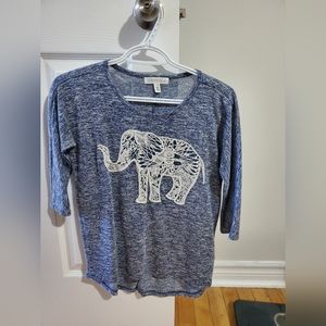 Blue three quarter sleeve shirt with elephant